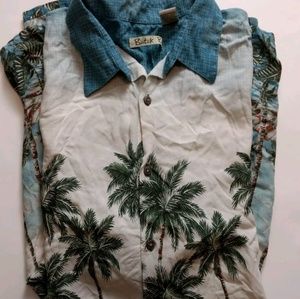 🏝 Batik Bay Hawaiian Button Down Shirt 🏝